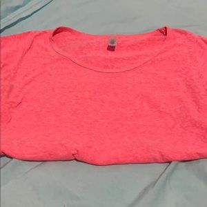 Lularoe classic tee